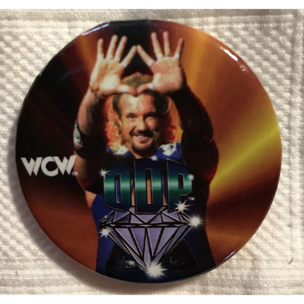 Collectible Pinback Button 1.75"d 1998 WCW DDP Pin with Photo Promo